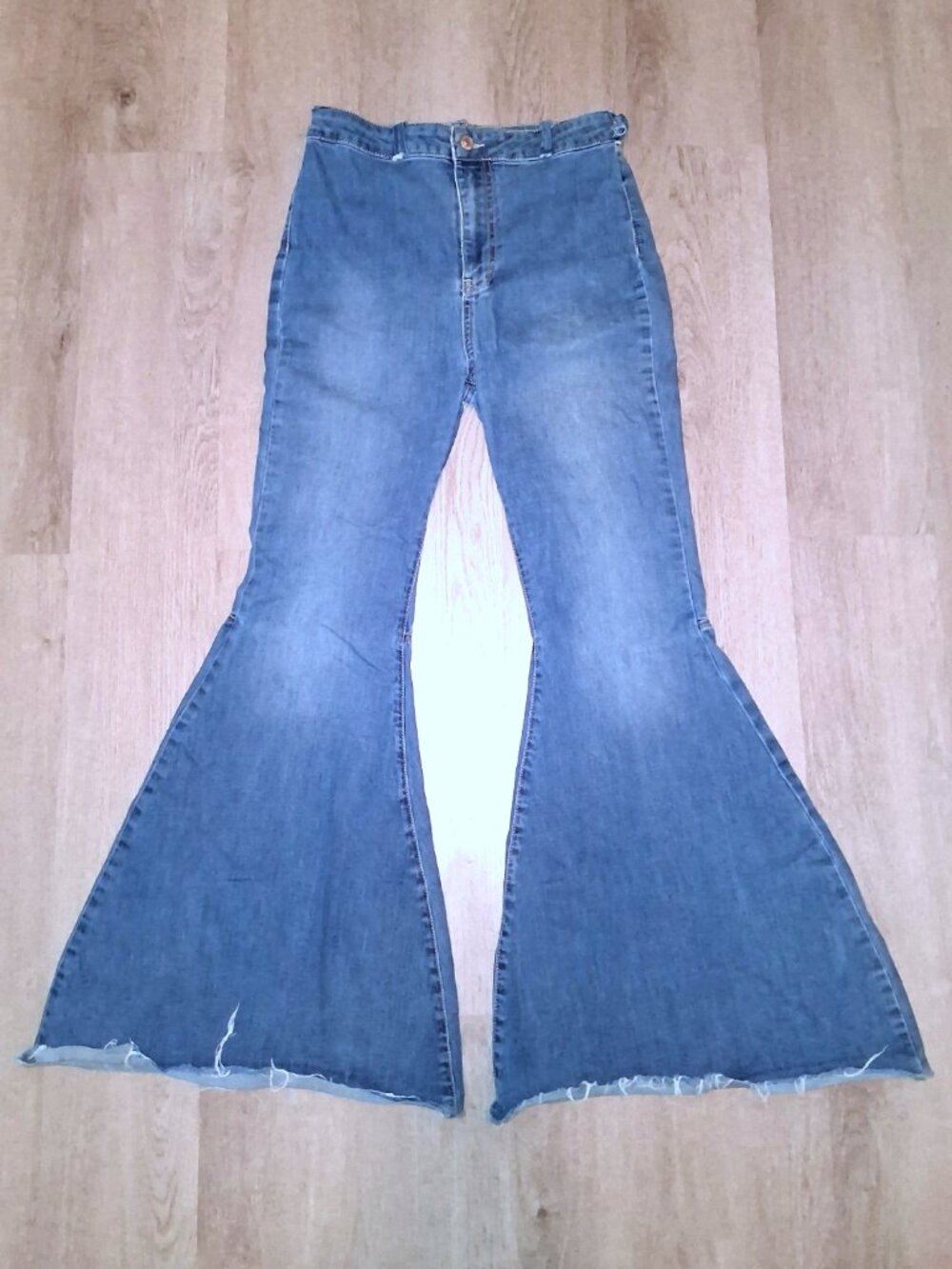 We The Free People Bell Bottoms Jeans Size 28 Distressed Denim Flares Wide Leg